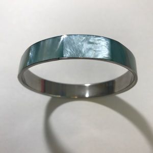 Mother of Pearl - like Bracelet